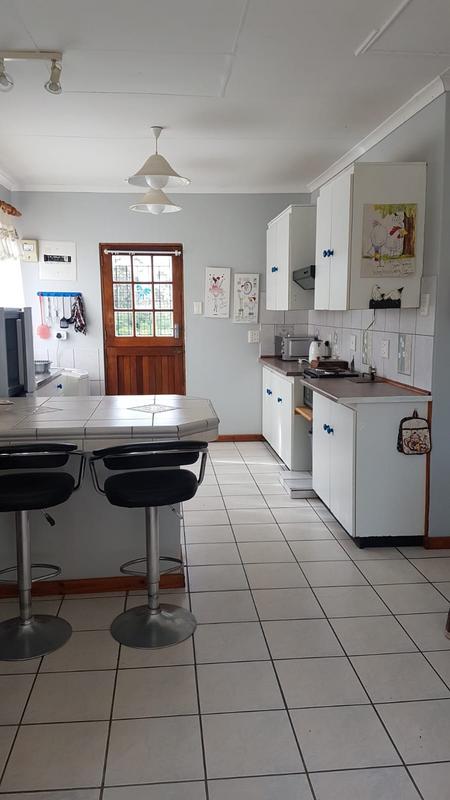 5 Bedroom Property for Sale in Albertinia Western Cape